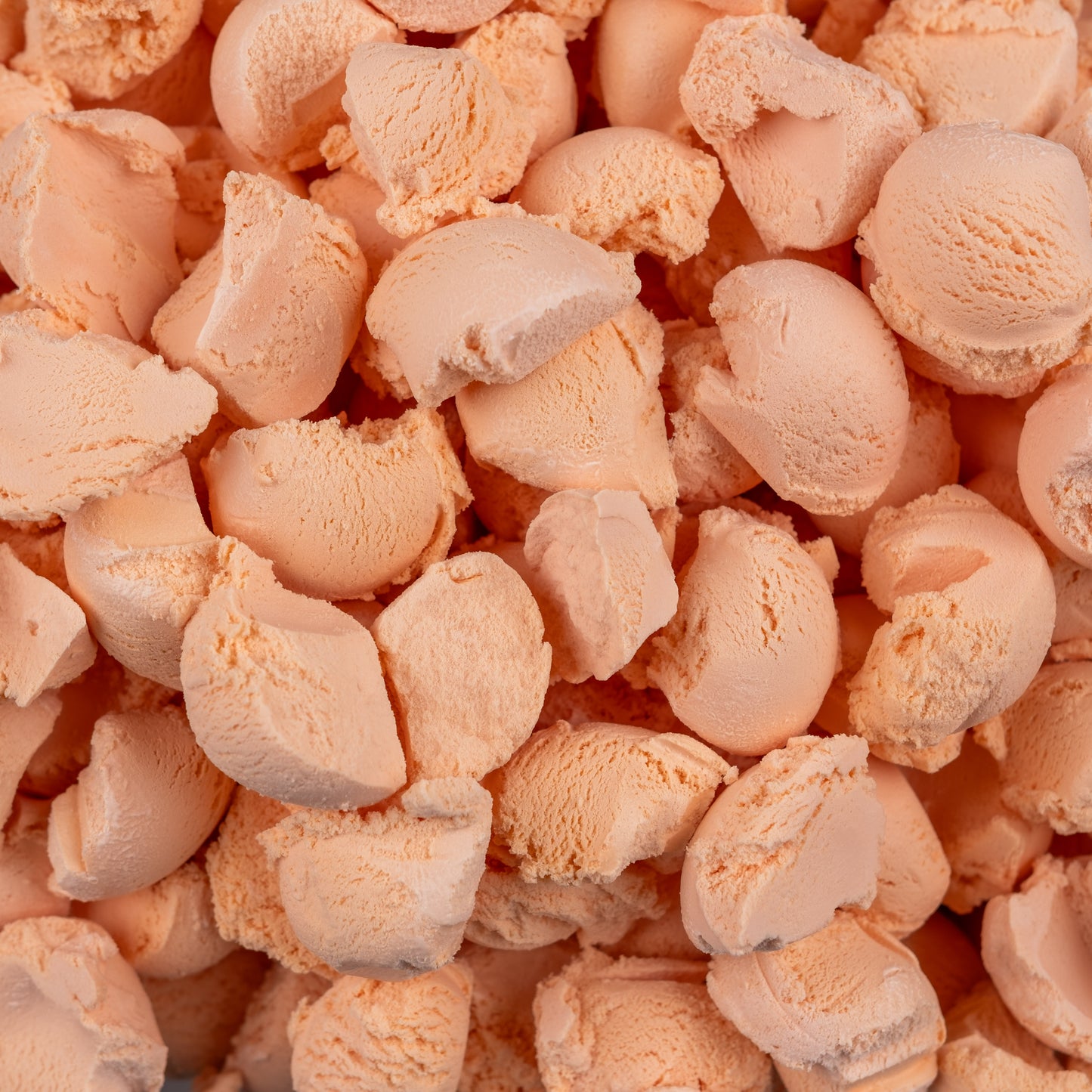 Šaltyje Džiovinti braškiniai ledai